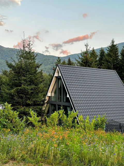 Pine Hill 1 Vara